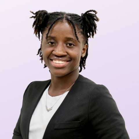 Berlainie Joachim, Finance