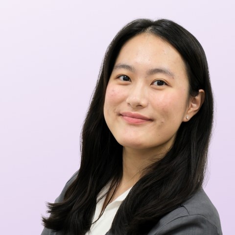 Amelia Permatasari, Finance